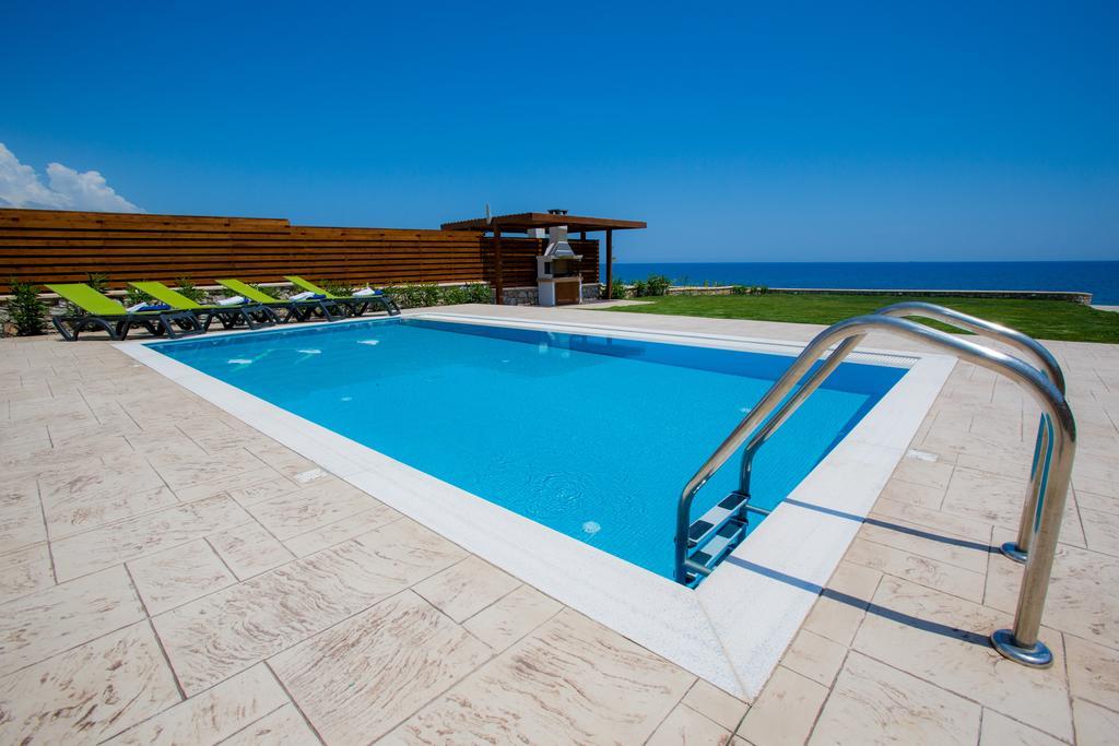 Antonoglou Beach Villas - Waterfront Luxury Retreat Lachaniá Kamer foto