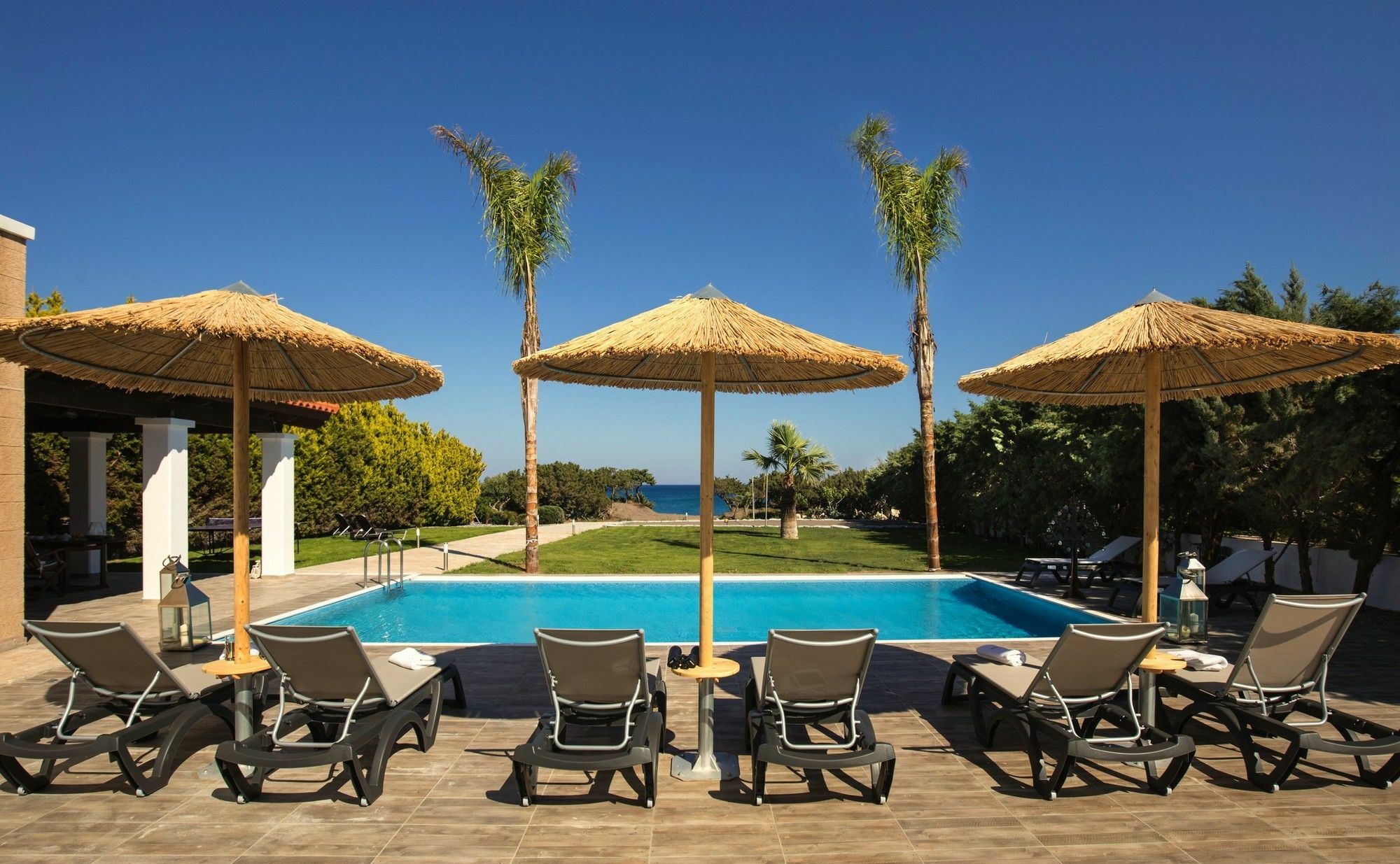 Antonoglou Beach Villas - Waterfront Luxury Retreat Lachaniá Buitenkant foto